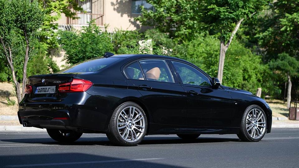 طراحی نمای عقب ب‌ام‌و 330i